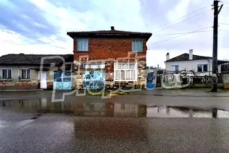 Къща в Ямбол, с. Мелница