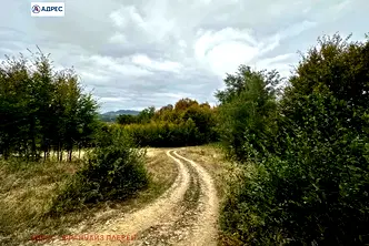 Земеделски имот в Ловеч, Троян