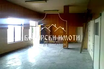 Магазин във Велико Търново, Акация