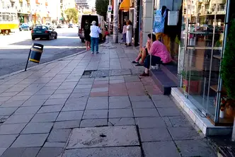 Магазин в София, Център