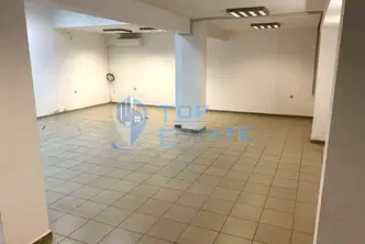 Магазин във Велико Търново, Център