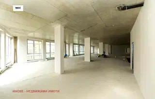 Магазин в София, Център