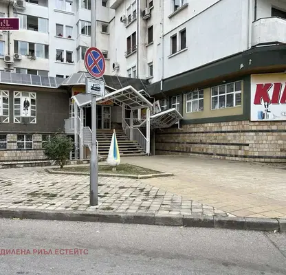 Снимка 3 — Магазин в Габрово, Център