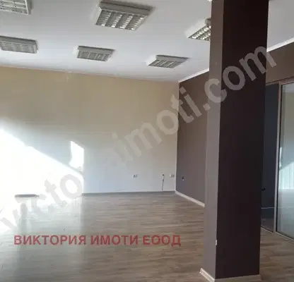 Снимка 3 — Магазин във Велико Търново, Център