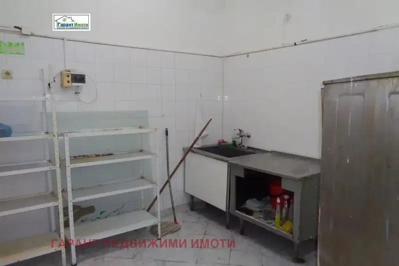 Магазин в Габрово, Център