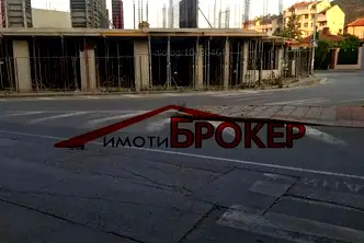 Магазин в Сливен, Център