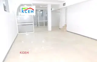 Магазин в Търговище, Център