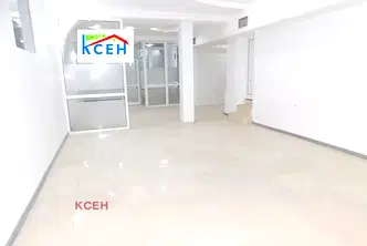 Магазин в Търговище, Център
