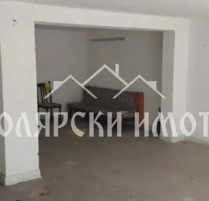 Снимка 4 — Магазин във Велико Търново, Център