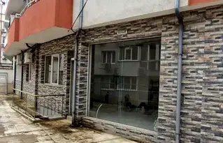 Магазин в Русе, Център