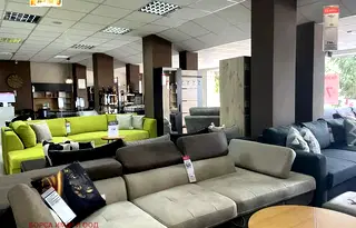 Магазин във Враца, Център