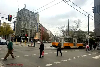 Магазин в София, Център