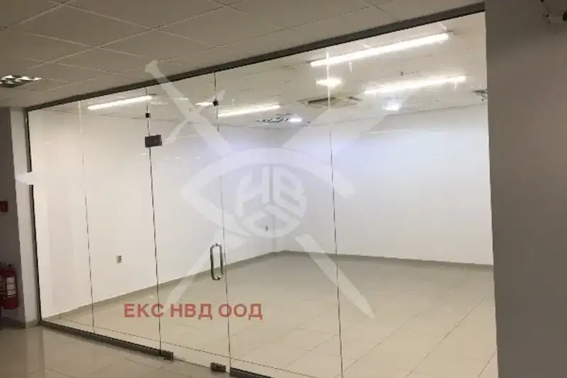 Shop in Plovdiv, Centyr