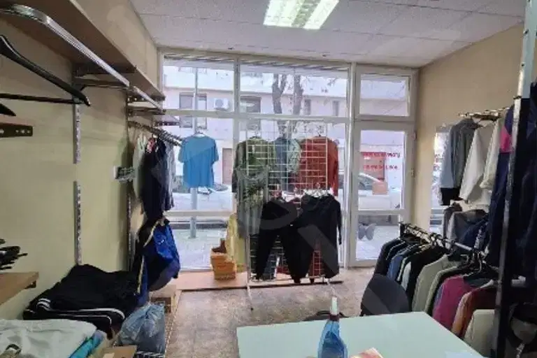 Магазин в Пловдив, Център