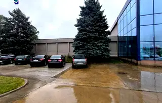 Магазин във Враца, Център