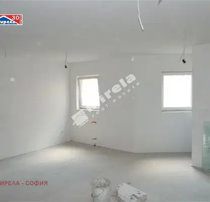 Снимка 2 — Магазин в София, Център