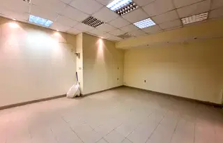 Магазин във Велико Търново, Център