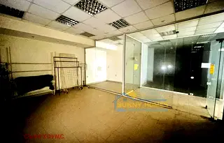 Магазин във Велико Търново, Център