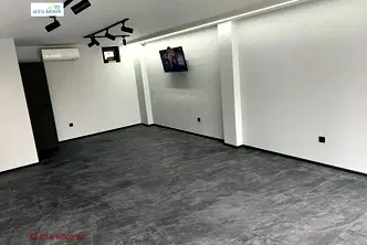 Магазин в Кърджали, Център
