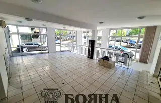 Магазин в Русе, Център