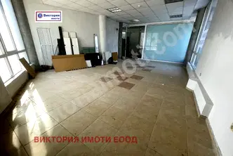 Магазин във Велико Търново, Център