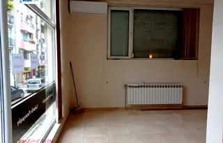 Магазин в Шумен, Център
