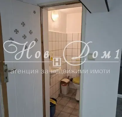Снимка 4 — Магазин в Пловдив, Център