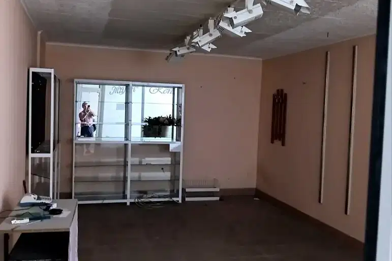 Магазин в Бургас, Център