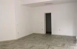 Магазин в Добрич, Център