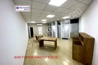 Магазин във Велико Търново, Център