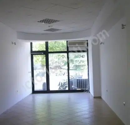 Снимка 2 — Магазин във Велико Търново, Център