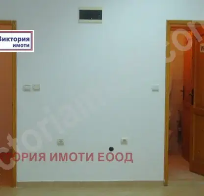 Снимка 4 — Магазин във Велико Търново, Център