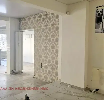 Снимка 3 — Магазин в София, Център