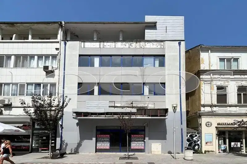 Shop in Varna, Centyr