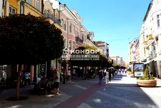 Магазин в Пловдив, Център