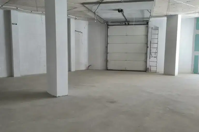 Shop in Sofiya, Dyrvenica