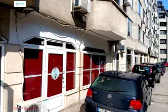 Магазин в София, Иван Вазов
