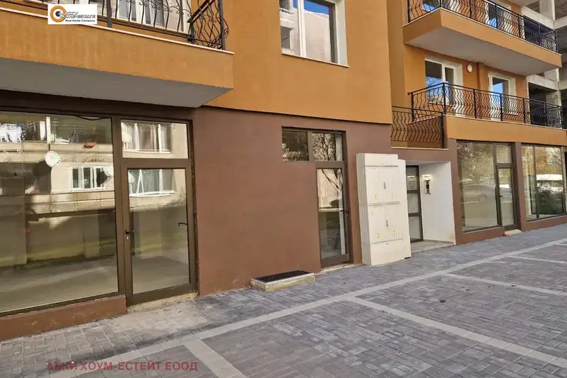 Shop in Pernik, Iztok