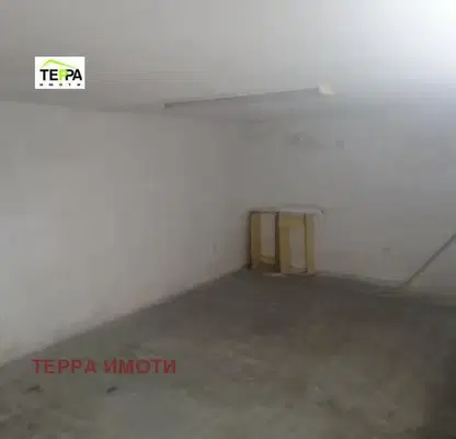 Снимка 2 — Магазин в Стара Загора, Казански - изток