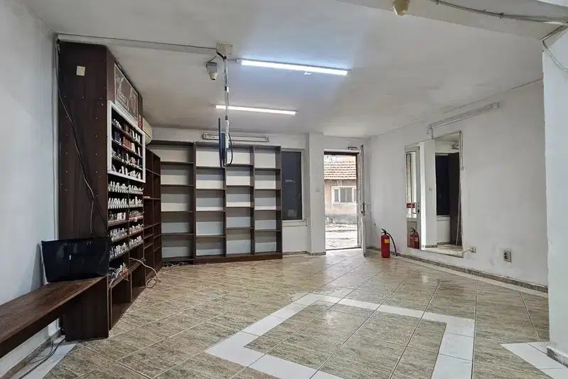 Shop in Varna, Kolhozen Pazar