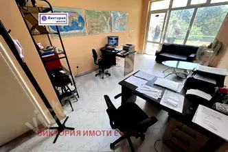 Магазин във Велико Търново, Колю Фичето