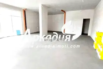 Магазин в Пловдив, Кършияка