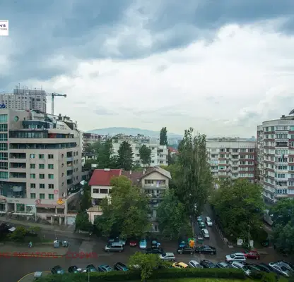 Снимка 4 — Магазин в София, Лозенец