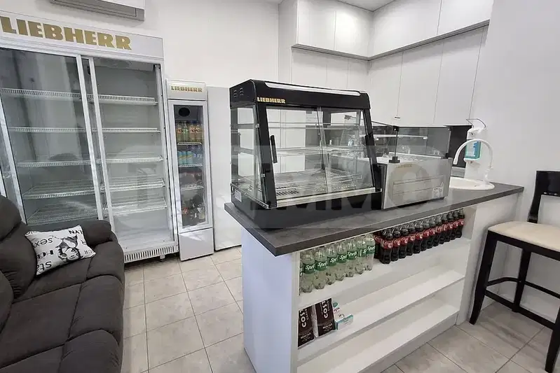 Shop in Varna, Lyatno Kino Trakiya