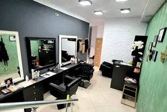 Магазин във Варна, Лятно кино Тракия