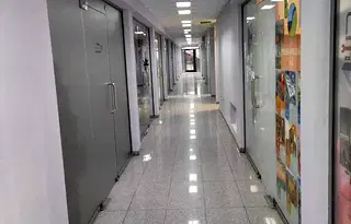 Магазин в София, Младост 1