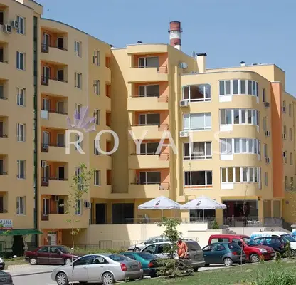 Снимка 2 — Магазин във Варна, Младост 2
