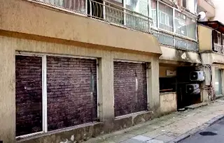 Магазин във Варна, Операта