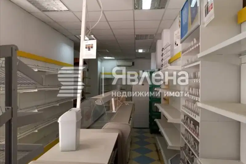 Магазин в Благоев, Освобождение