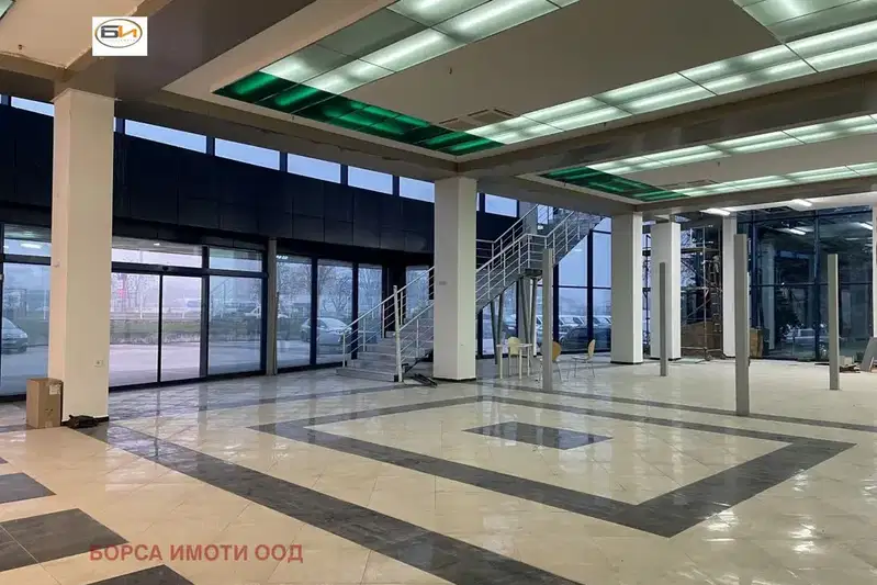 Магазин във Враца, Промишлена зона